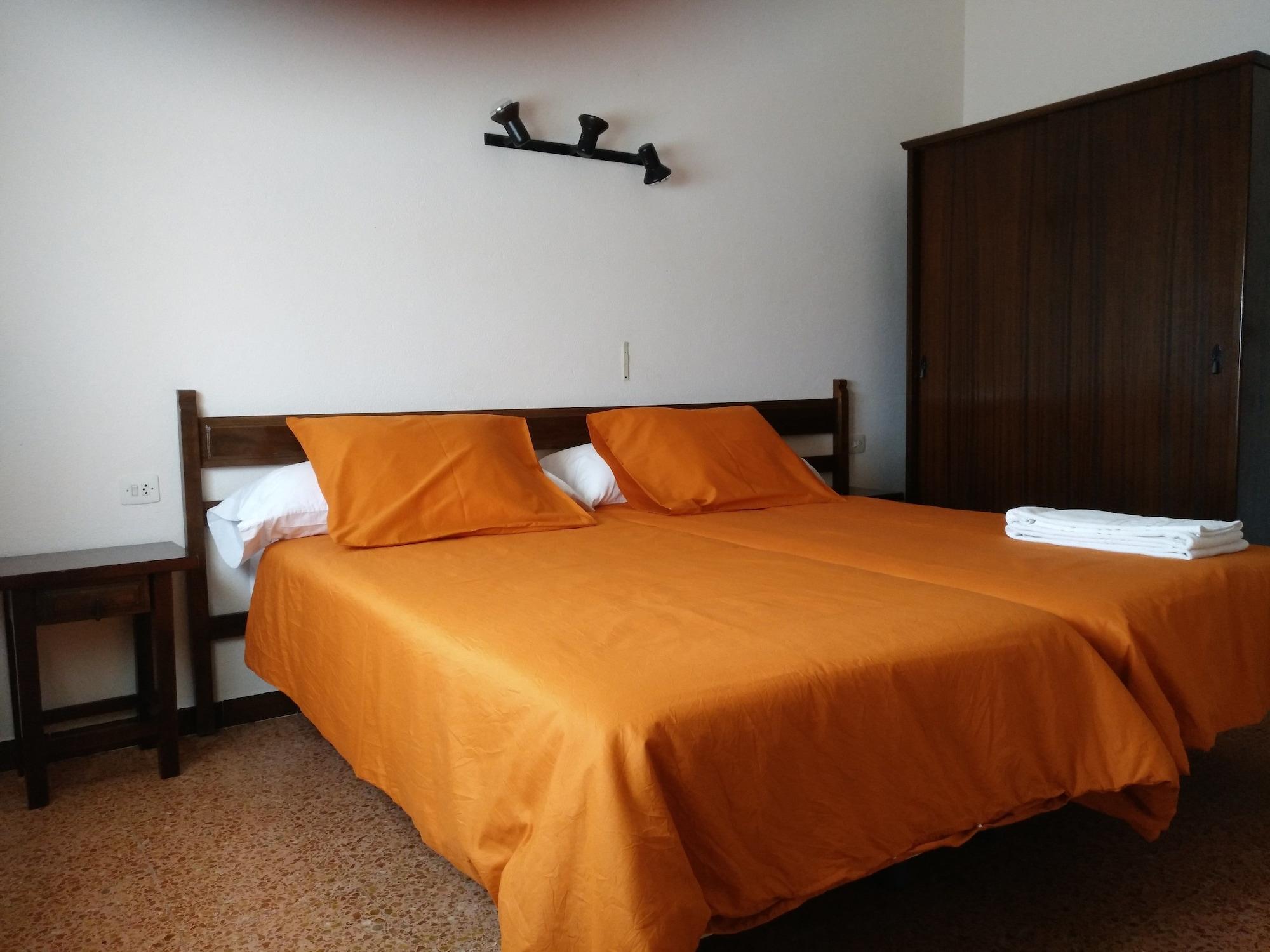 Hostal L'Esplai Viladamat Exteriör bild
